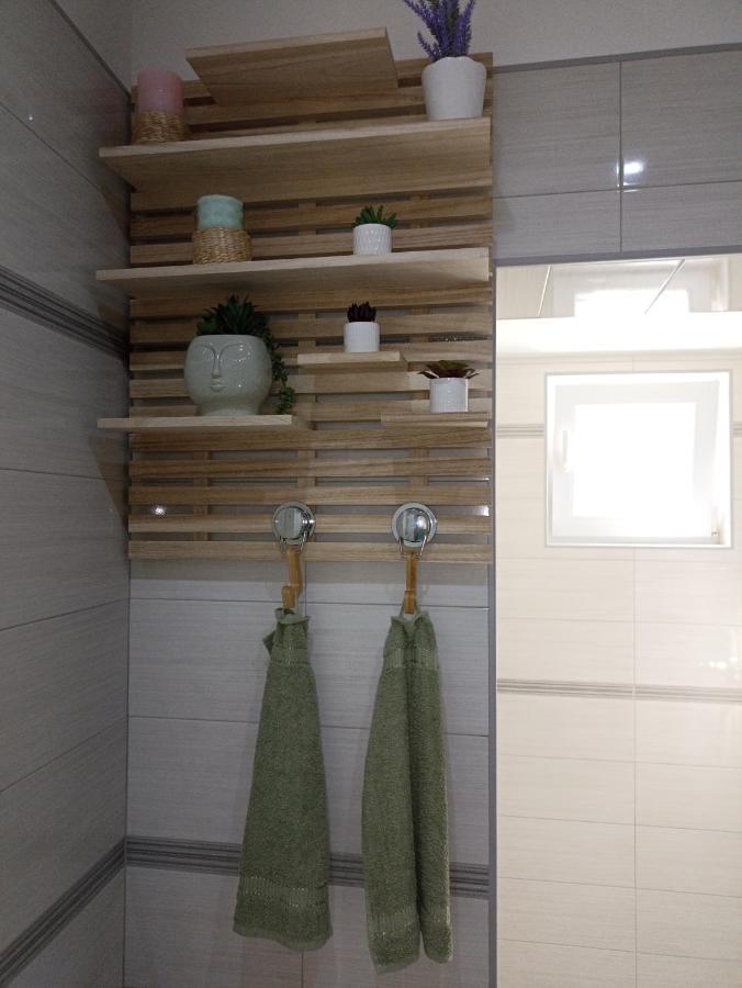 Apartman Lara Apartment *